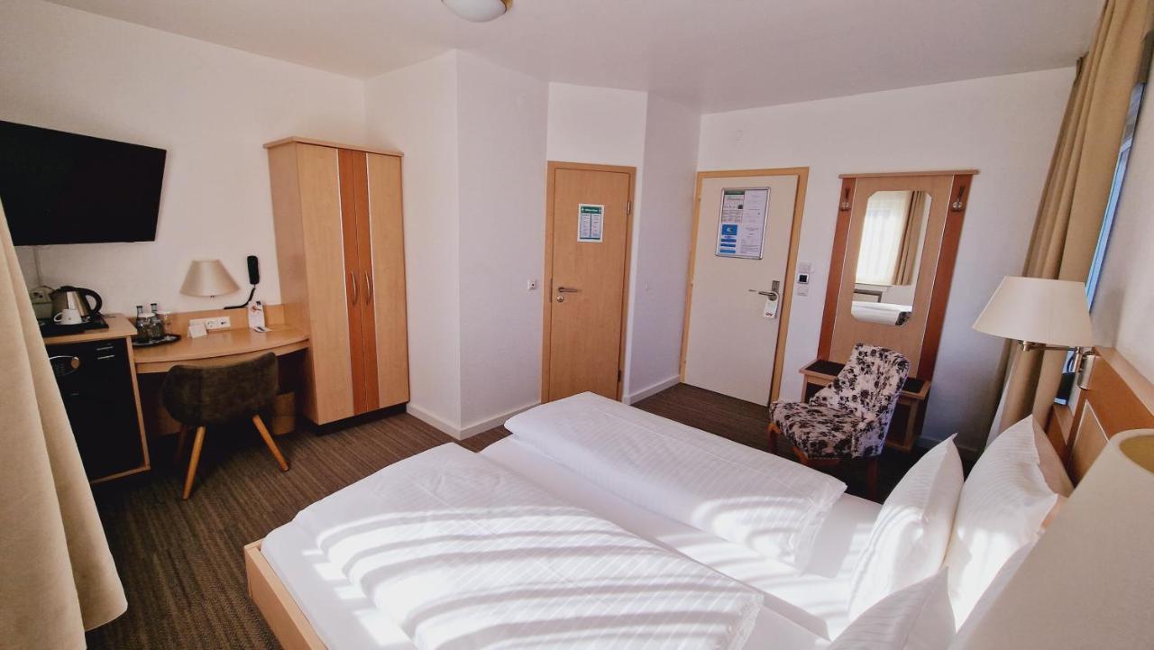 Hotel Garni Superior Metzingen  Exterior photo