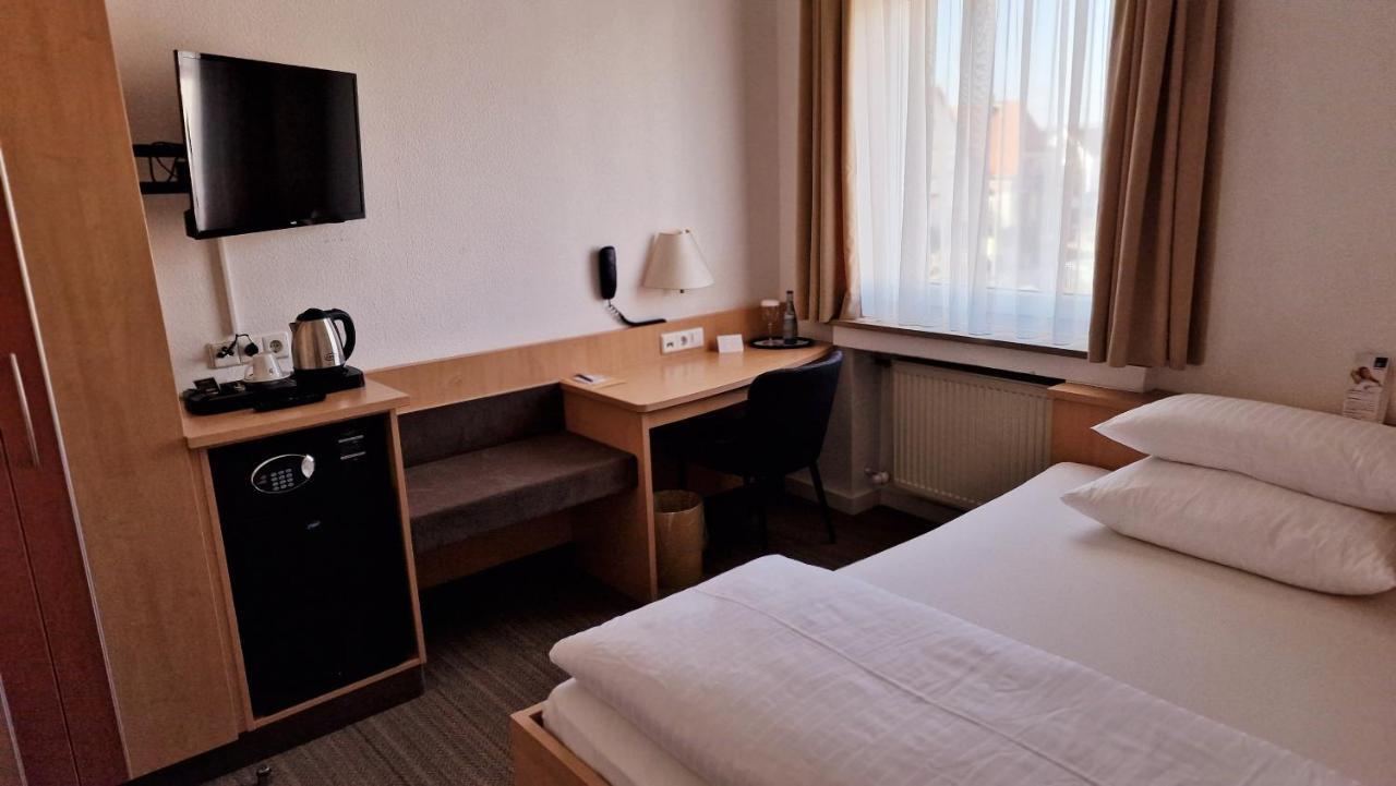 Hotel Garni Superior Metzingen  Exterior photo