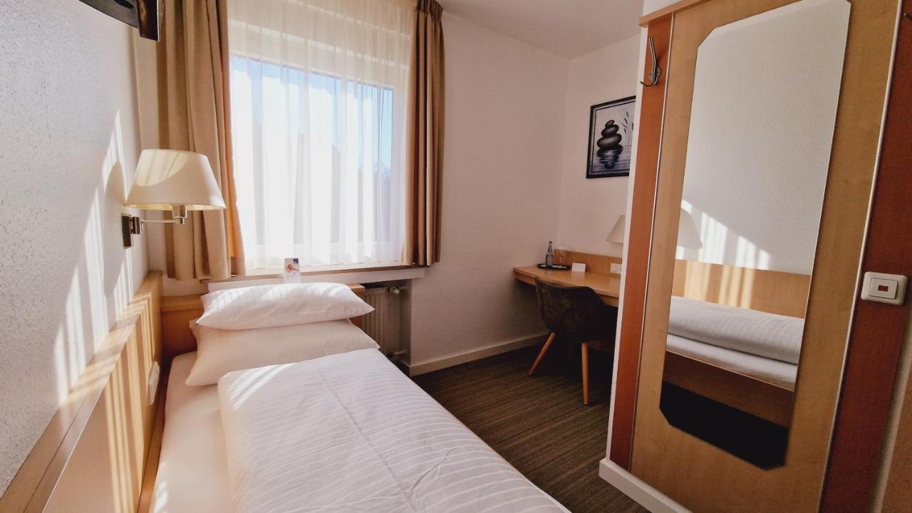 Hotel Garni Superior Metzingen  Exterior photo